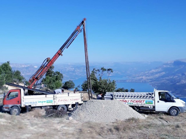 Kuyu Pompası Montajı - Vinçli aracımızla dağlık arazide kuyu pompası montajı
